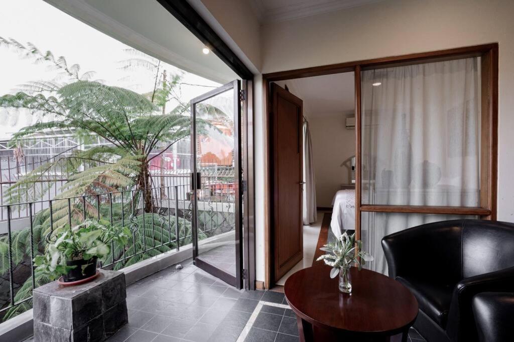 Pasteur Beautiful Luxury Home Bandung Exterior photo
