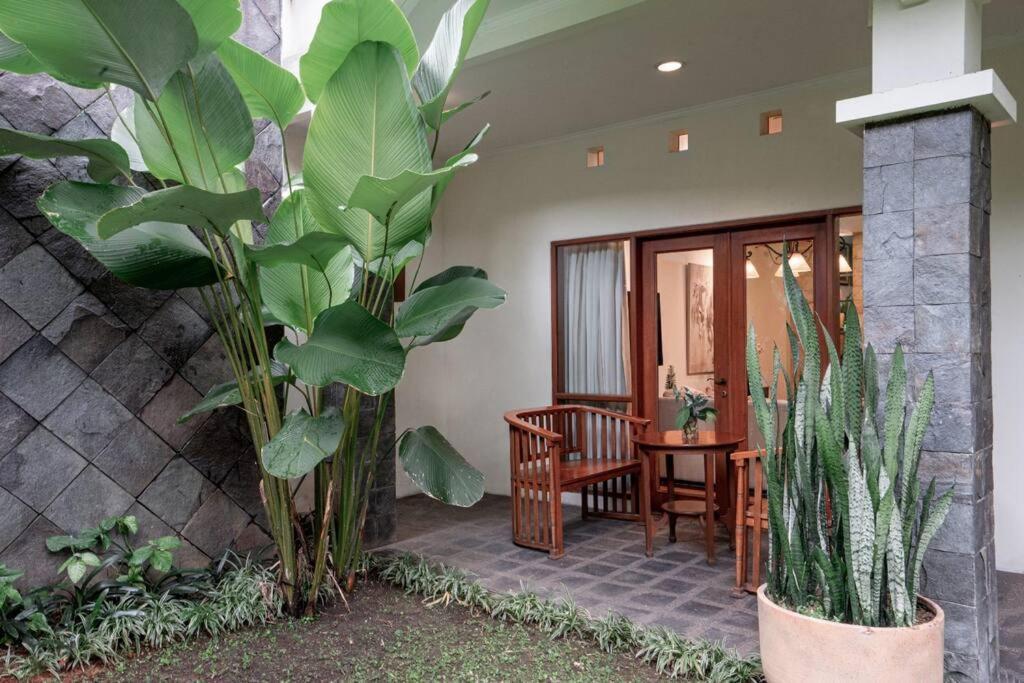 Pasteur Beautiful Luxury Home Bandung Exterior photo